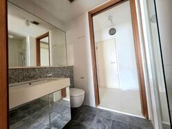RV Suites (D10), Apartment #617680391